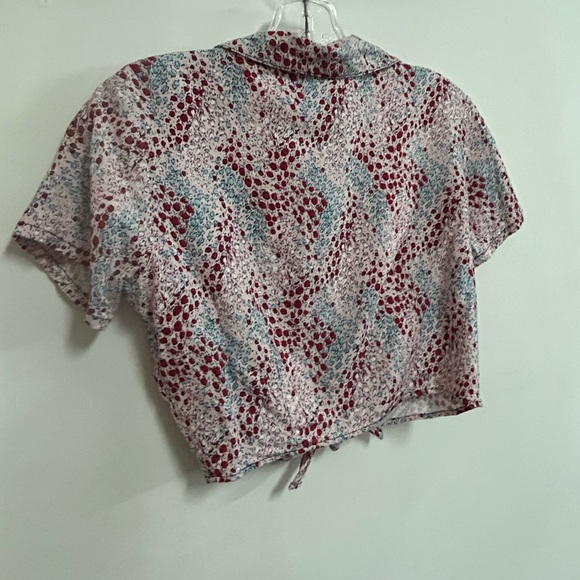 American Apparel Short Sleeve Tie Waist Blouse - Picture 8 of 10